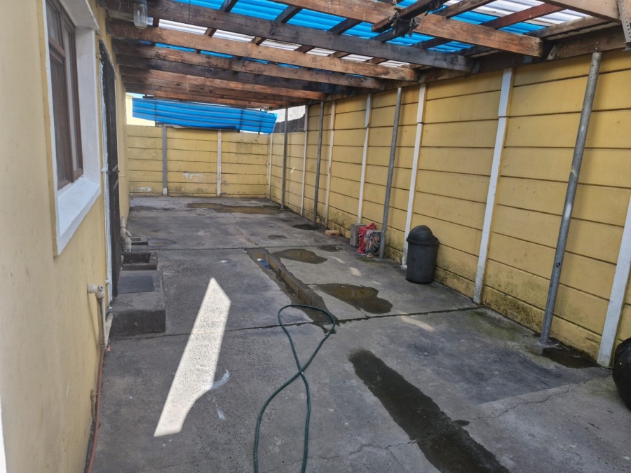  Bedroom Property for Sale in Belhar Western Cape